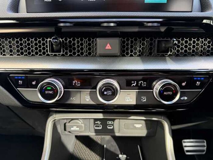 Honda CR-V Hybrid 2.0 17.7kWh Advance Tech SUV 5dr Petrol Plug-in Hybrid eCVT Euro 6 (s/s) (184 ps 