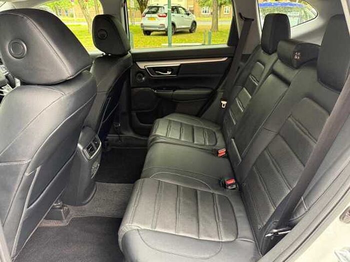 Honda CR-V Hybrid 2.0 h i-MMD SR SUV 5dr Petrol Hybrid eCVT 4WD Euro 6 (s/s) (184 ps) 