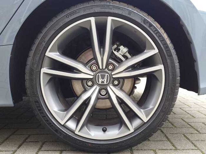 Honda Civic Hybrid 2.0 eHEV Advance 5dr CVT 